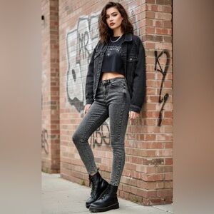 YMI Luxe High Rise Acid Wash Skinny Jeans Juniors Size 3/26